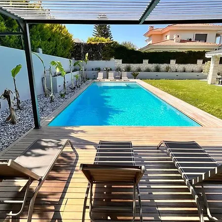 Hotel Sakin Ve Huzurlu Bir Tatil Icin… Cesme