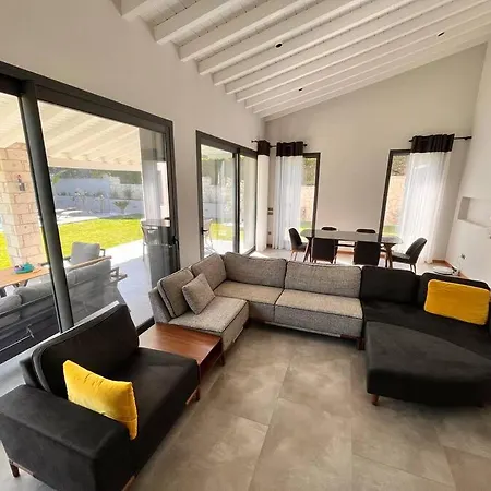 Sakin Ve Huzurlu Bir Tatil Icin… Hotel Cesme